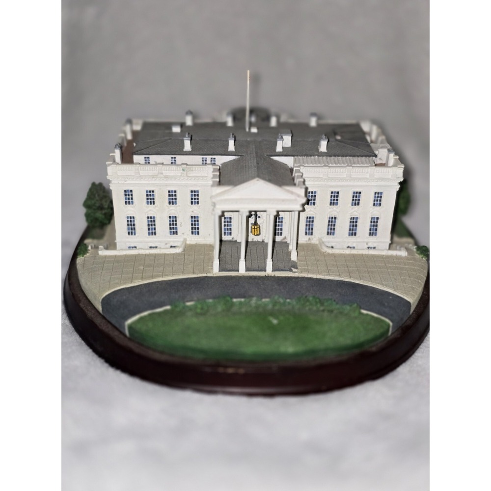 The White House Collectible from The Danbury Mint 9/11 Missing Flag